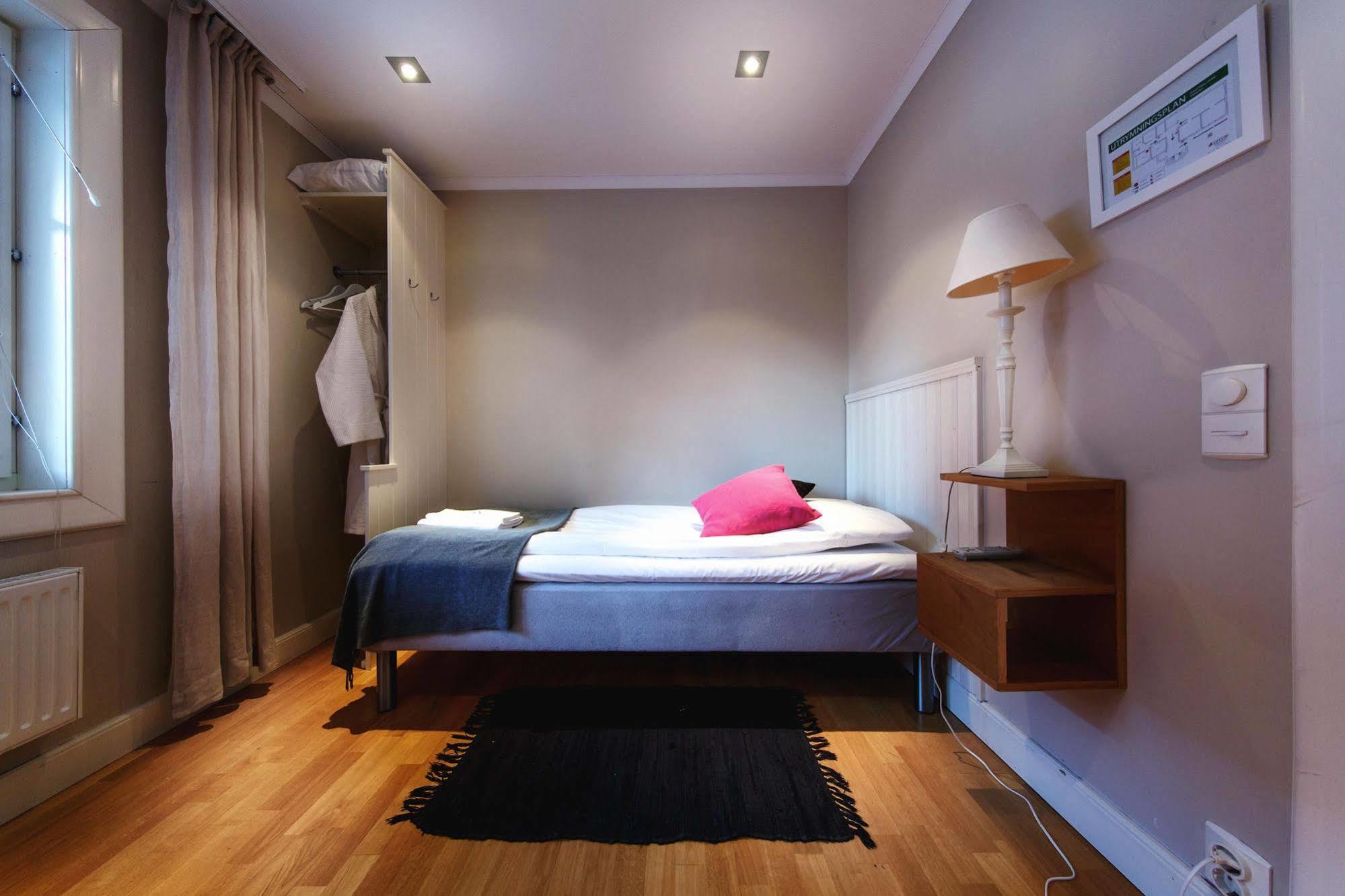 Hotell Pilen أوميو المظهر الخارجي الصورة