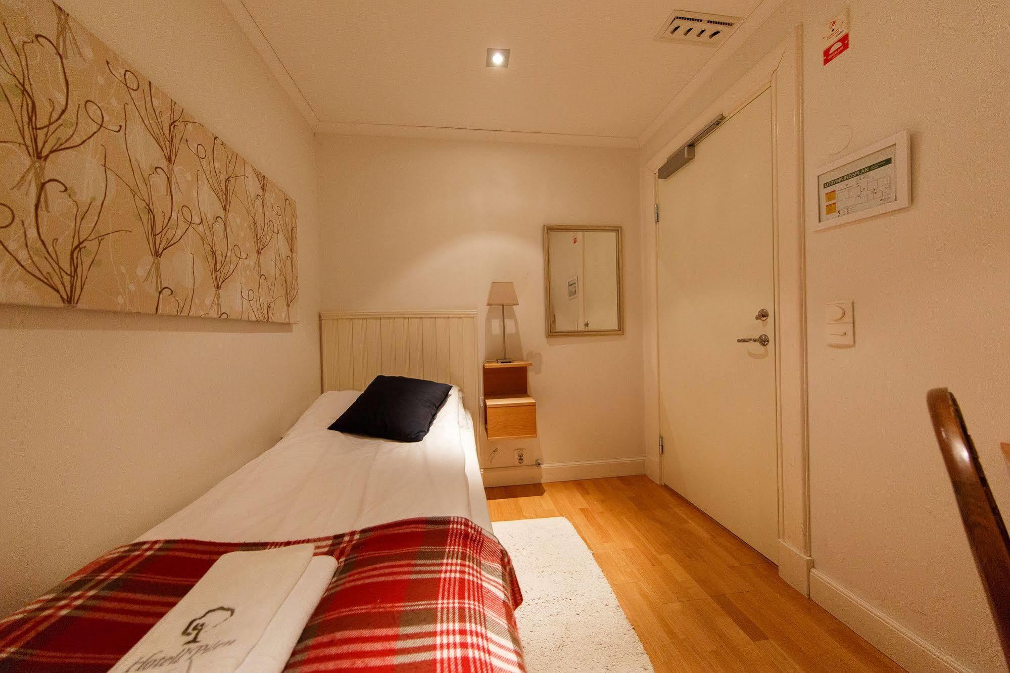 Hotell Pilen أوميو المظهر الخارجي الصورة
