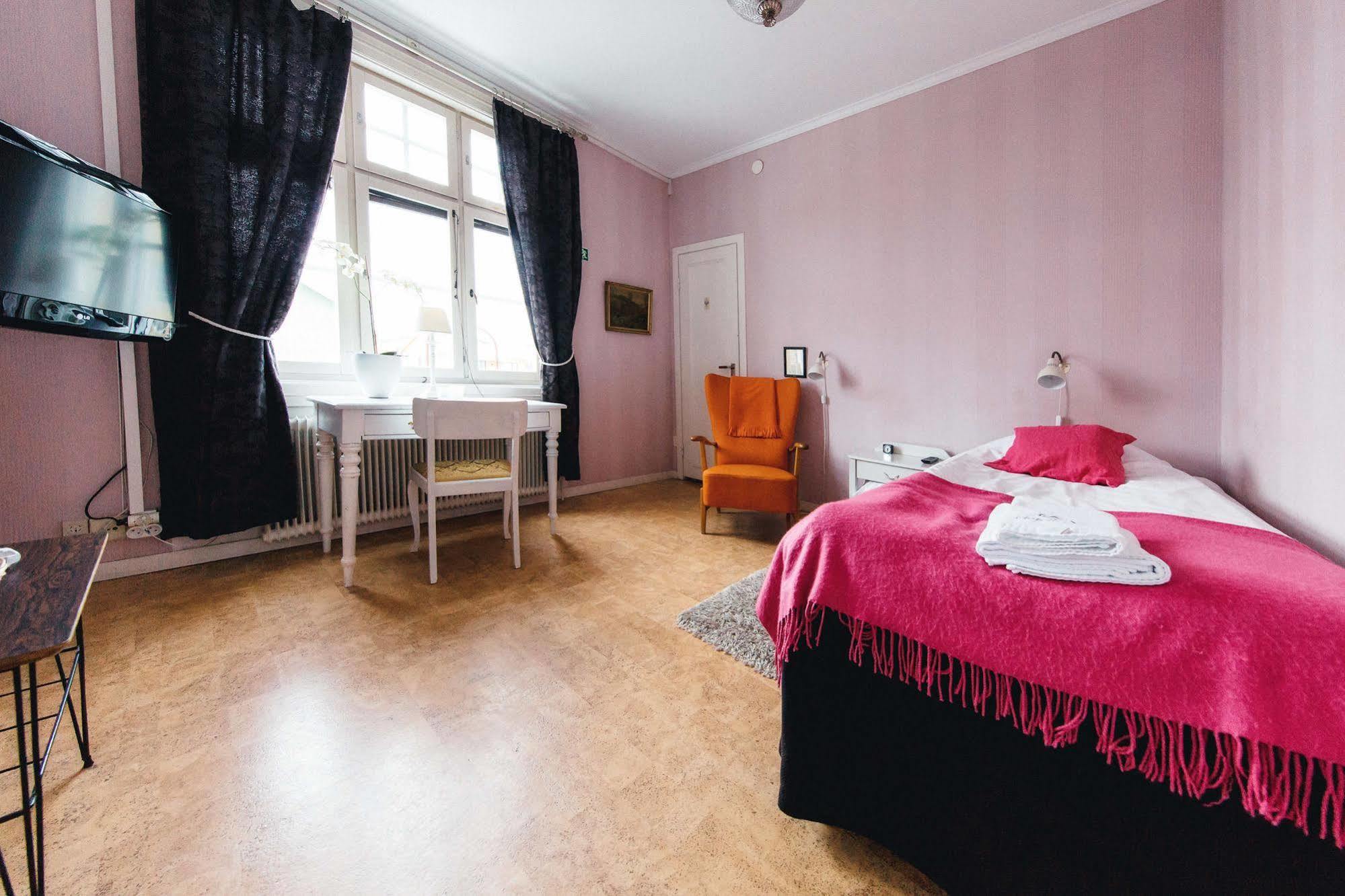 Hotell Pilen أوميو المظهر الخارجي الصورة